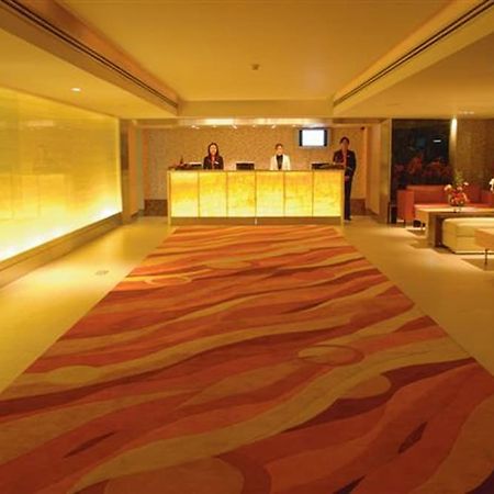 The Tivoli Hotel Bangkok Exteriör bild
