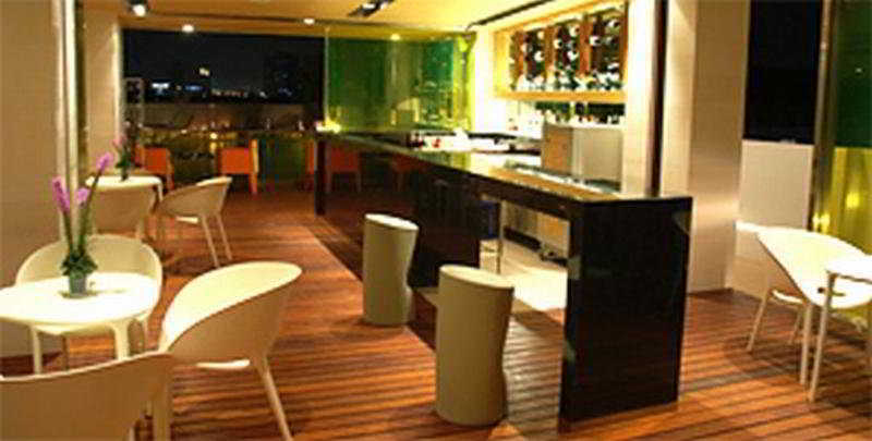 The Tivoli Hotel Bangkok Exteriör bild